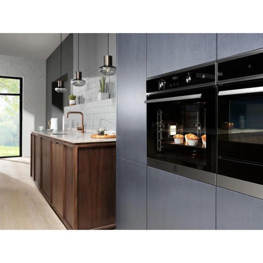 Electrolux 600 SteamBake EOD3C50TX Електрична пароварка з конвекцією Black and Steel