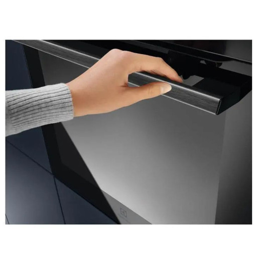 Electrolux 600 SteamBake EOD6P77WZ Пульт дистанційного керування для електричної парової духовки з термозондом Чорний