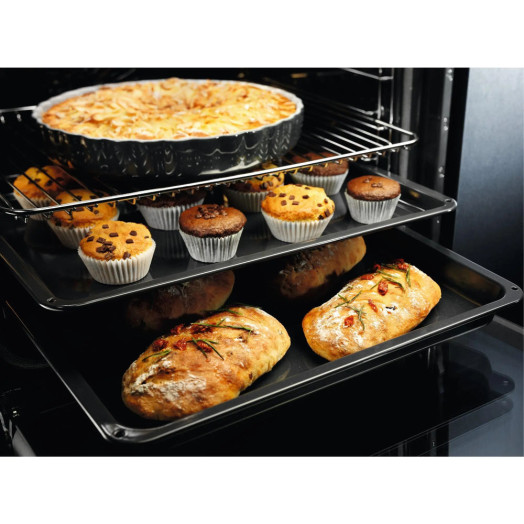 Electrolux 600 SurroundCook EOF4P56X Електрична духовка з конвекцією Чорна нержавіюча сталь