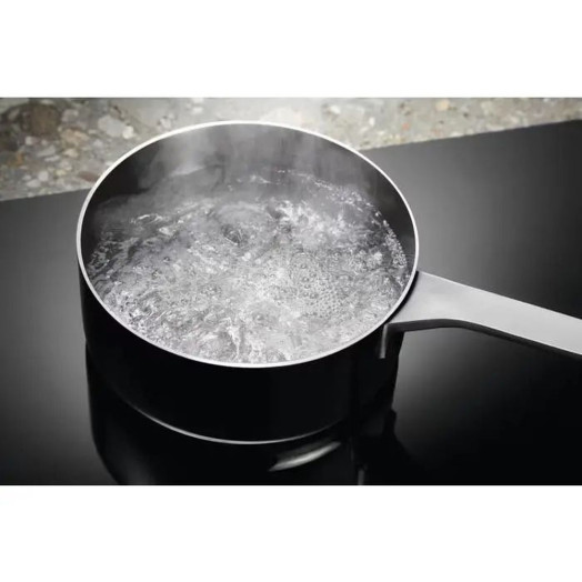 Індукційна плита Electrolux LIT30230C 29см
