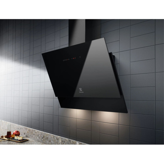Витяжка Electrolux LFV616K чорна