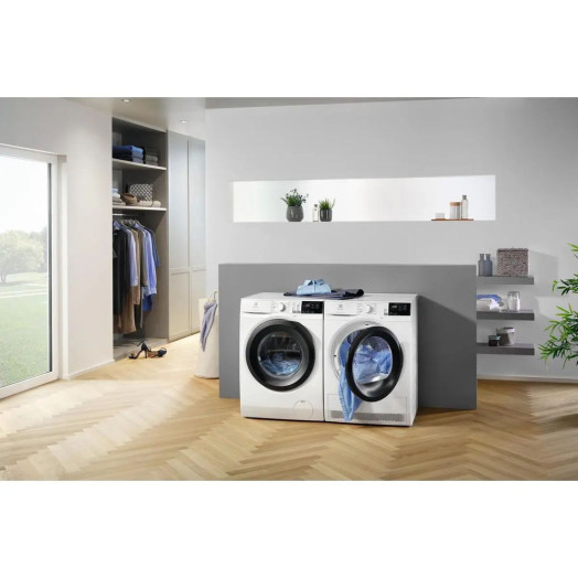 Сушильна машина Electrolux 900 PerfectCare EW9HEU478R 63,8см 8кг