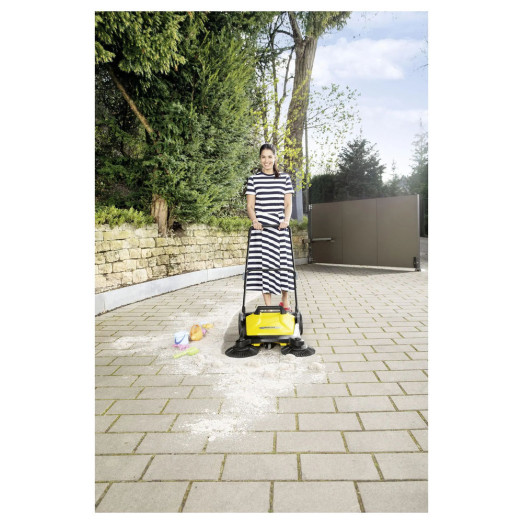 Підмітальна машина Karcher S 4 Twin 1.766-360.0 20л 68см 2400м2/год