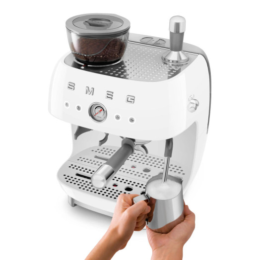 Кавоварка Smeg EGF03WHEU