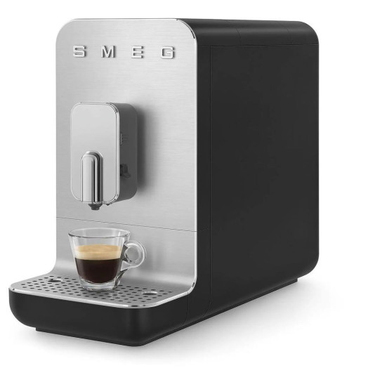 Кавоварка Smeg BCC13BLMEU