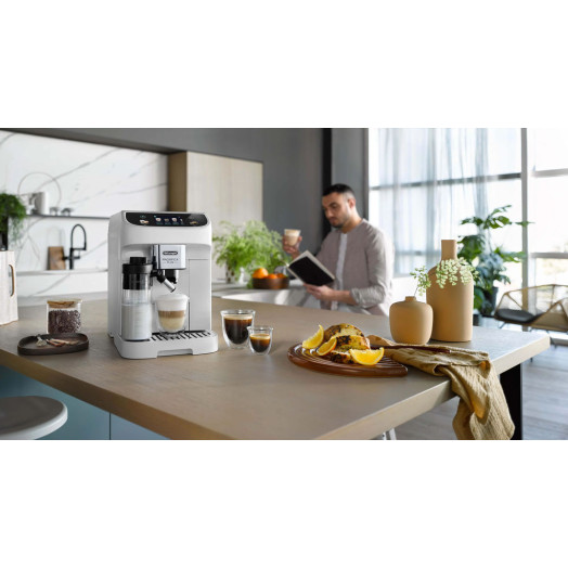 Кавоварка для льоду DeLonghi Magnifica Plus ECAM 320.60.W