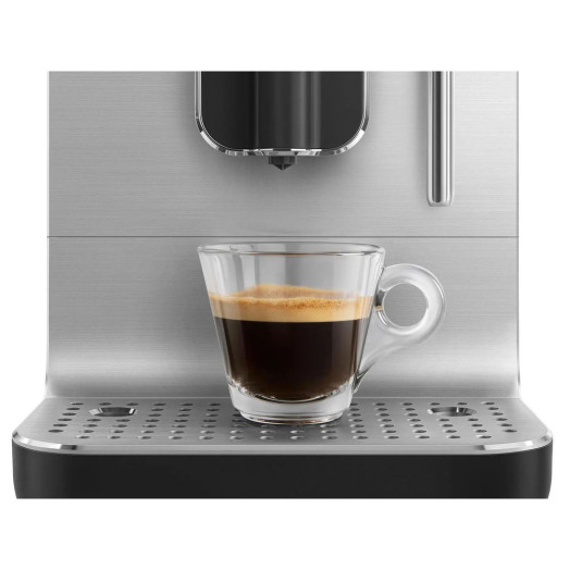 Кавоварка Smeg BCC12BLMEU