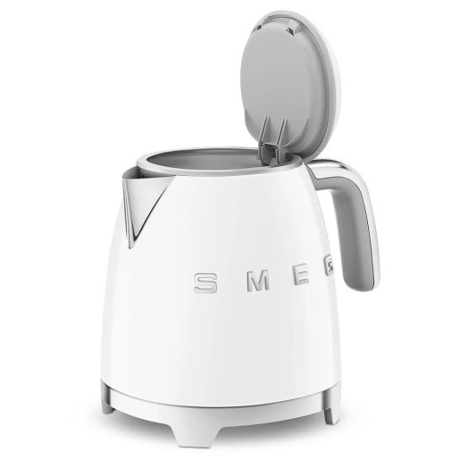 Чайник Smeg KLF05WHEU 0.8л 1400Вт