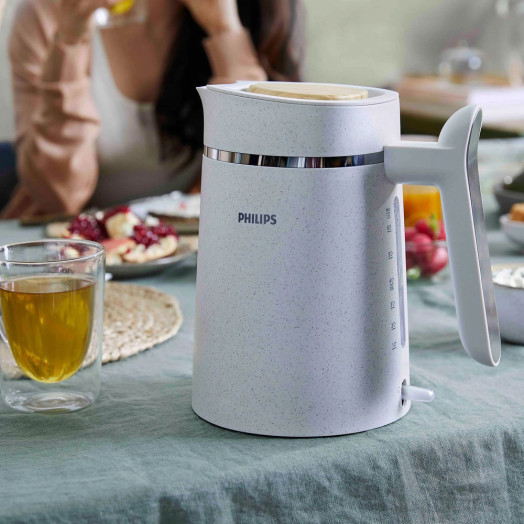 Чайник Philips Eco Conscious Edition HD9365/10 1.7л 2200Вт