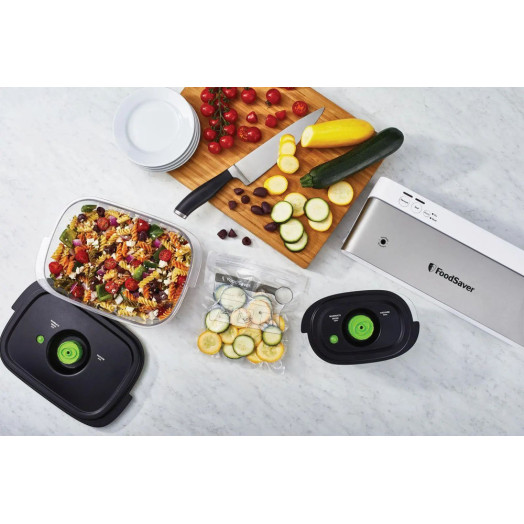 Вакуумний запаювач FoodSaver VS0100X
