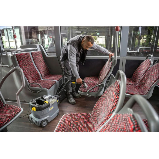 Пилосос Karcher Puzzi 8/1 1.100-240.0 1200W