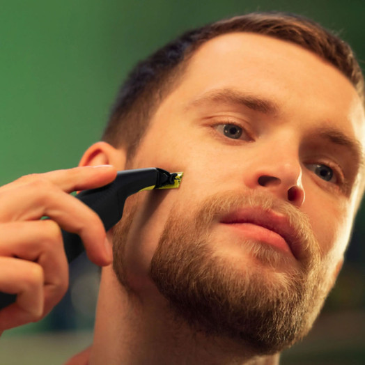 Гібридна бритва Philips OneBlade Pro 360 QP6542/15