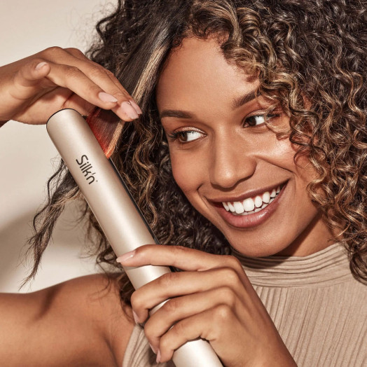 Іонний випрямляч Silk'n SilkyStraight 45 Вт