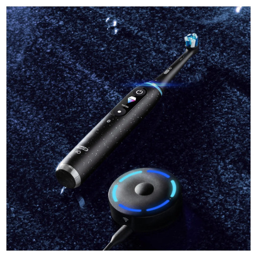 Oral-B iO Series 10 Космічна чорна магнітна зубна щітка