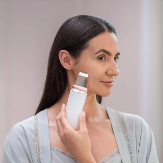 Garett Beauty Sonic Scrub White Peeling Device
