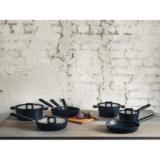 Сковорода Fiskars Hard Face 1052222 Induction Hardtec Superior+ 24см