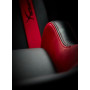Ігрове крісло HyperX RUBY до 150 кг з чорної та червоної екошкіри