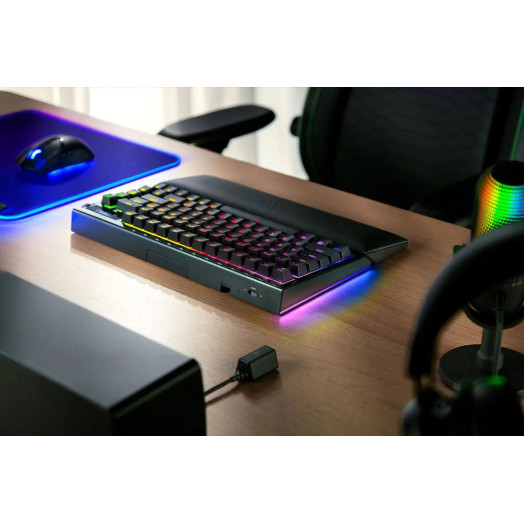 Механічна клавіатура Razer BlackWidow V4 Pro 75% США ISO чорного кольору