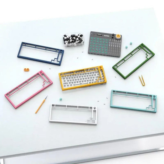 Glorious GMMK Pro Frame Yellow