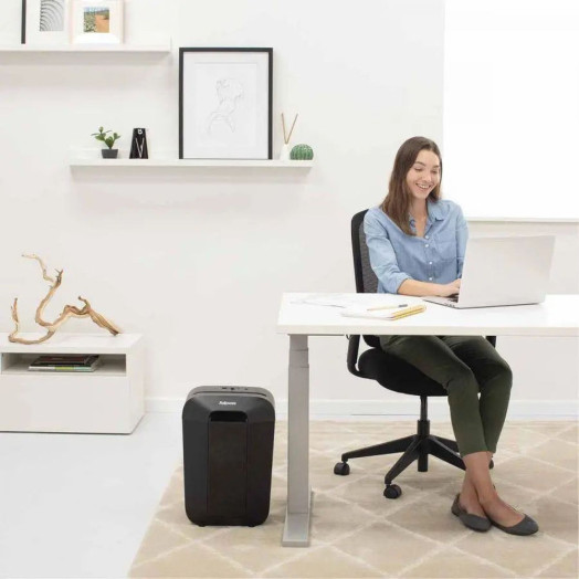 Шредер Fellowes LX70