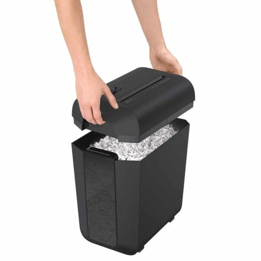 Чорний подрібнювач Fellowes LX65