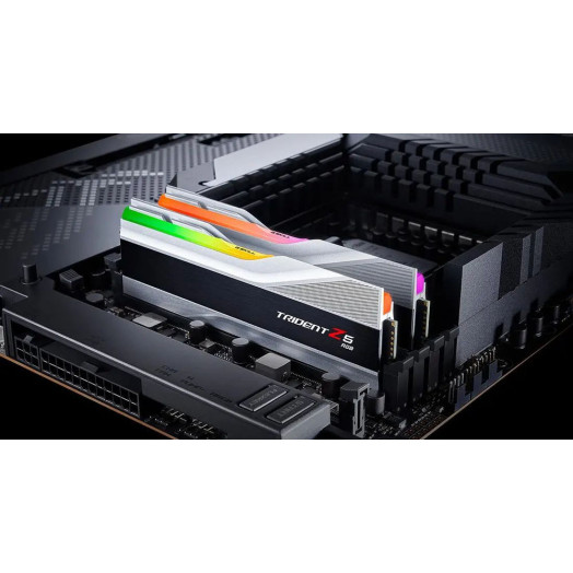 Оперативна пам’ять G.Skill Trident Z5 RGB DDR5 32 ГБ (2 x 16 ГБ) 5600 CL36 Grey