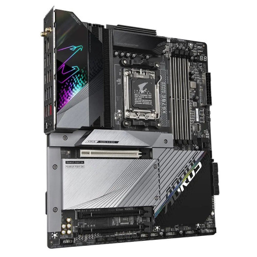 Материнська плата Gigabyte X670E AORUS MASTER