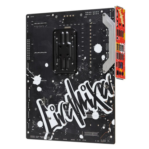 Материнська плата живого мікшера ASrock B650