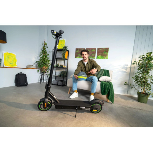 Електроскутер Acer ES Series 3 Advance 350W 25km 8.5" Black