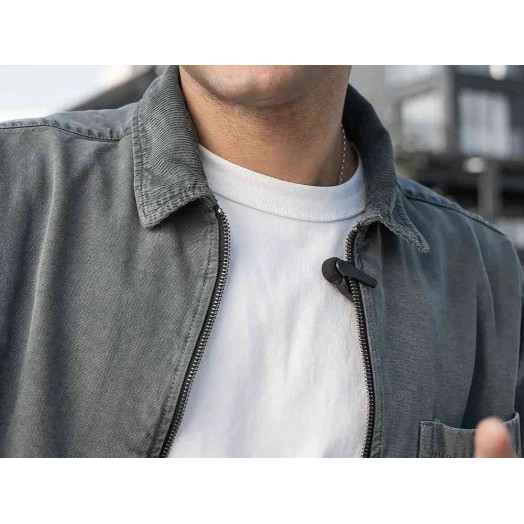 Чорний бездротовий мікрофон Shure MoveMic One