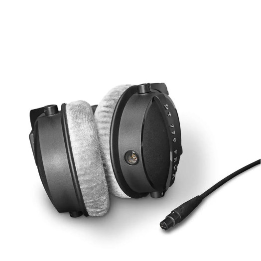 Дротові накладні навушники Beyerdynamic DT 770 PRO X Limited Edition Black