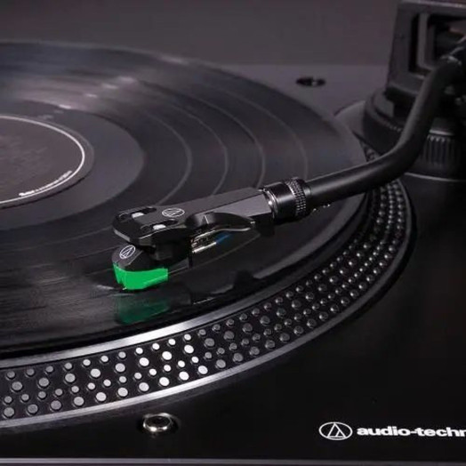 Audio-Technica AT-LP120X програвач, ручний передпідсилювач із прямим приводом, чорний