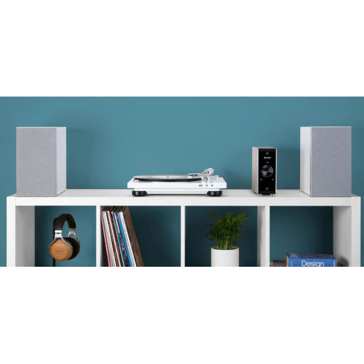 Попередній підсилювач Denon DP-450USB з ручним ремінним приводом, білий