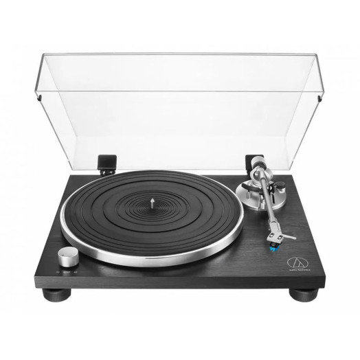 Попередній підсилювач Audio-Technica AT-LPW30BK з ручним ремінним приводом, чорний