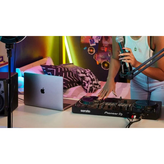 DJ контролер Pioneer DJ DDJ-REV1