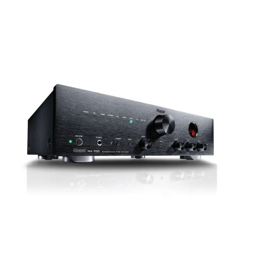 Підсилювач Magnat MA 700 Black