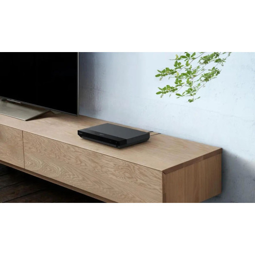 Blu-ray плеєр Sony UBP-X700